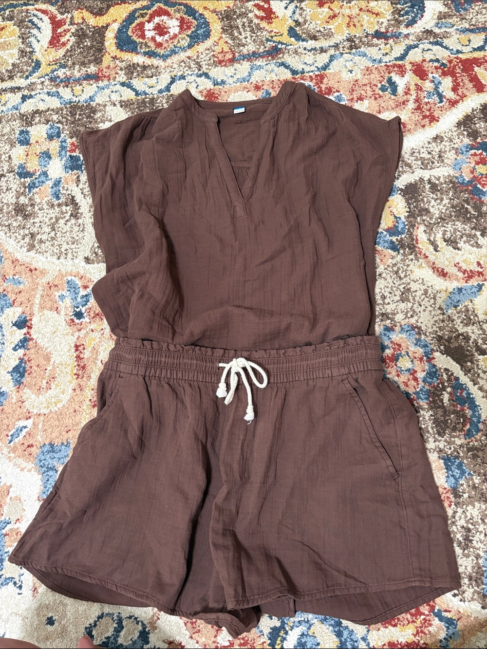 Old Navy Brown Short-Sleeve Cotton Top with Drawstring Waist Shorts set